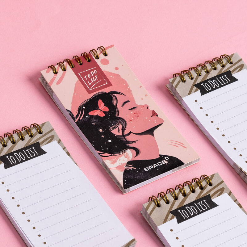 ⁦Muse Gift Box Pocket 2025 – Space⁩ - الصورة ⁦3⁩