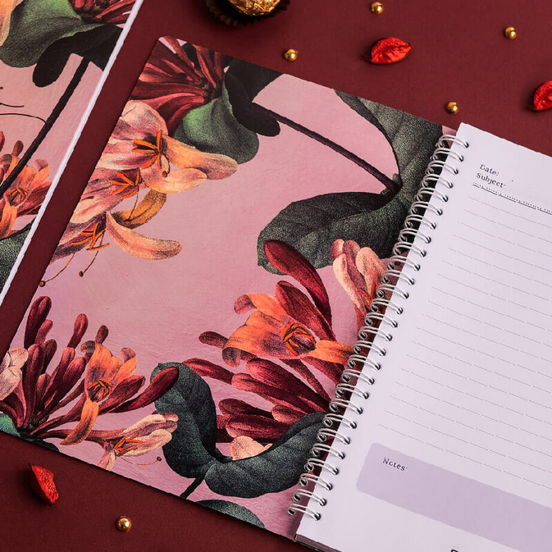 ⁦Notebook - Live in the moment  - Space⁩ - الصورة ⁦5⁩