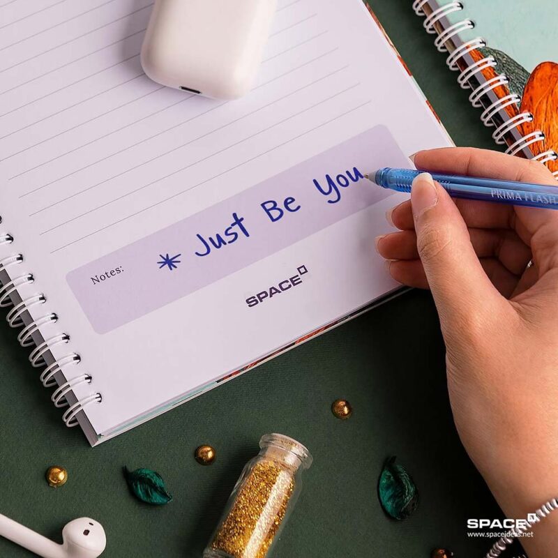 ⁦Notebook - Just Be You - Space⁩ - الصورة ⁦4⁩